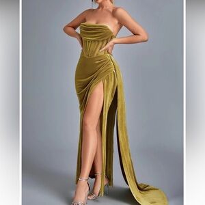 Vivi velvet maxi dress / Lamva corset slit dress - Olive Green size Small